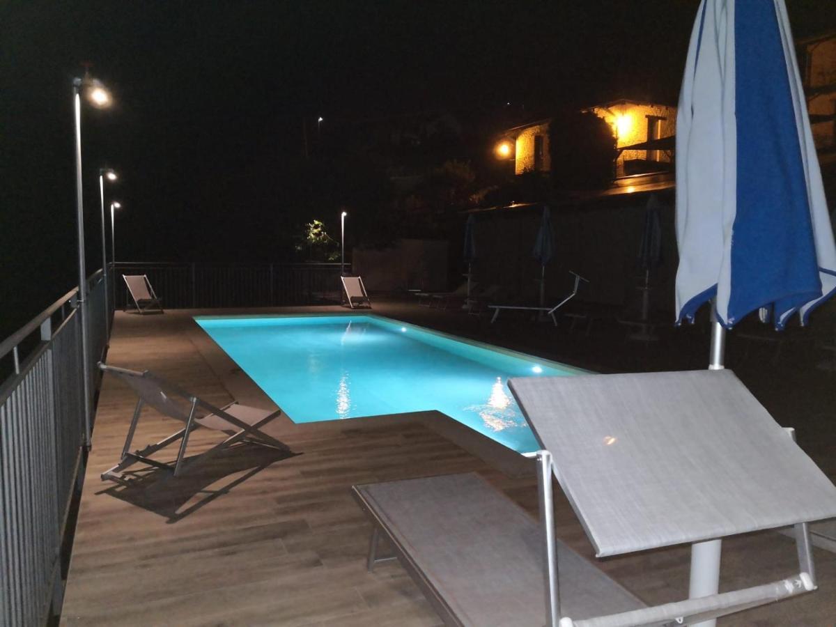 Da Fabiana Bed & Breakfast Bossolasco Екстериор снимка