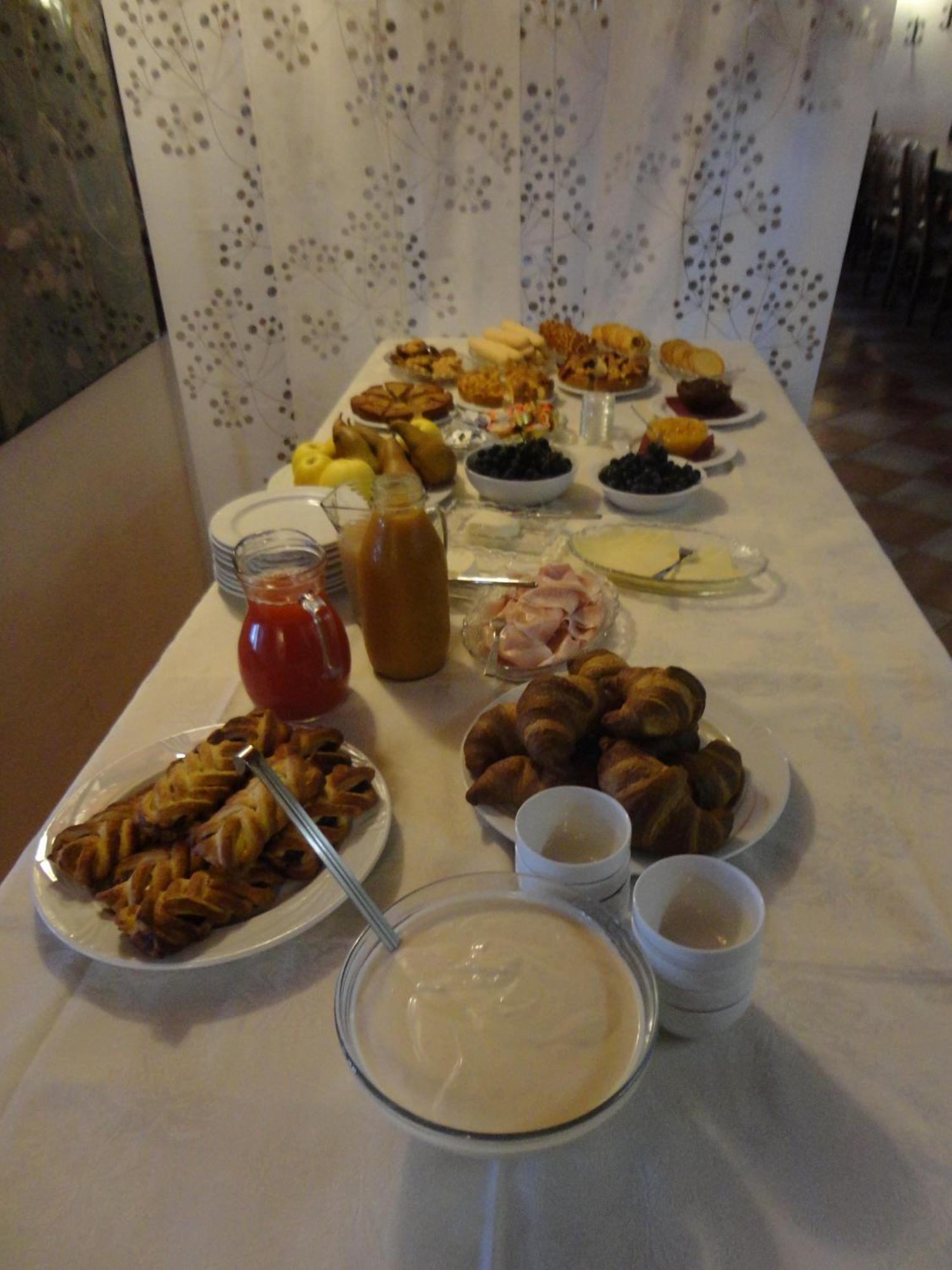 Da Fabiana Bed & Breakfast Bossolasco Екстериор снимка