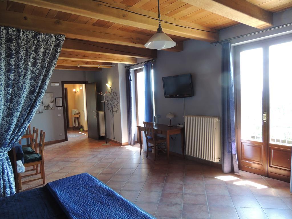 Da Fabiana Bed & Breakfast Bossolasco Екстериор снимка