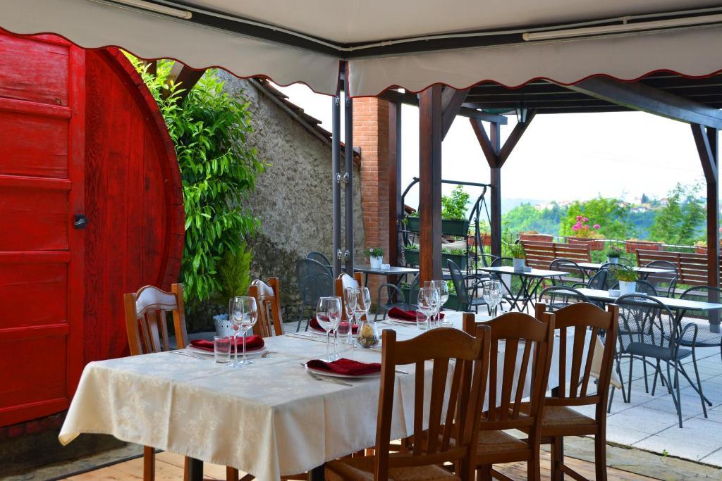 Da Fabiana Bed & Breakfast Bossolasco Екстериор снимка