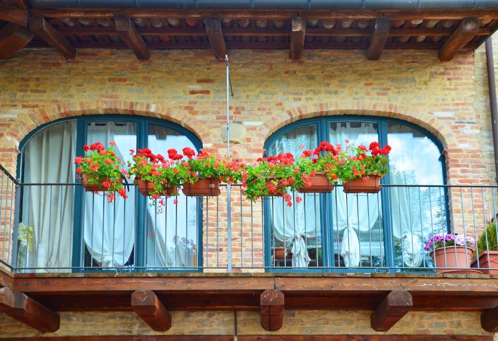 Da Fabiana Bed & Breakfast Bossolasco Екстериор снимка